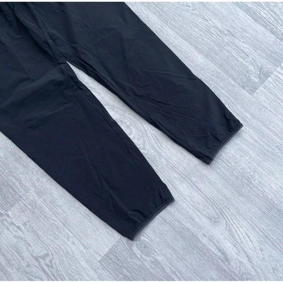 Nike Dri-FIT ADV UV Running Pants Men's Medium Black HJ4144-437 New - Picture 9 of 9